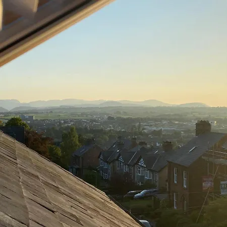 North View Bed & Breakfast *